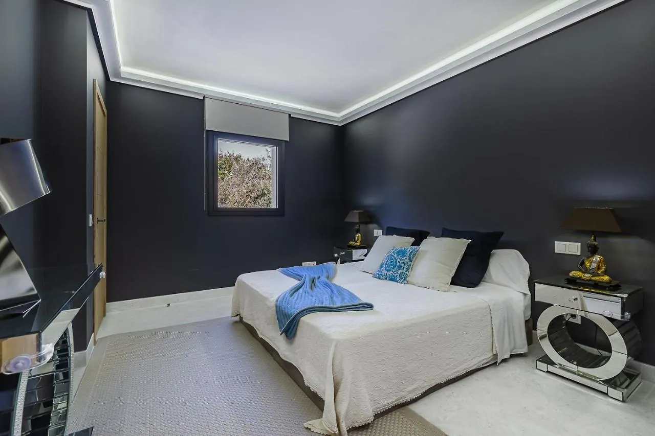 Holiday Villa For Rent In Marbella إِستيبونا